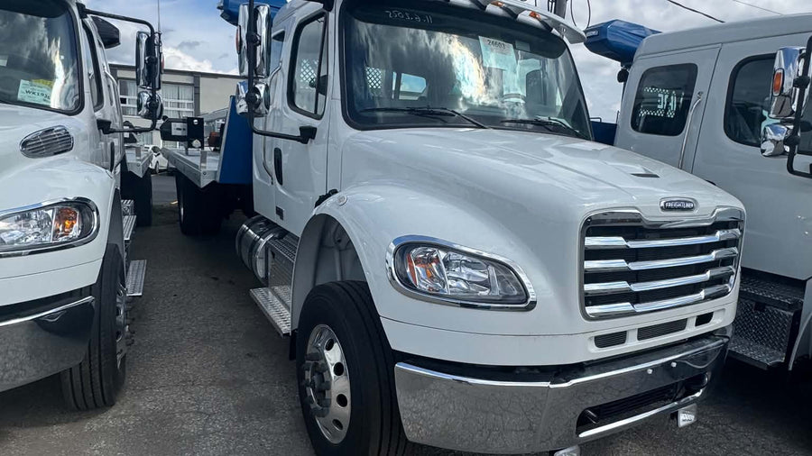2026 FREIGHTLINER M2 M2 106 PLUS EXTENDED CAB WITH CARRIER