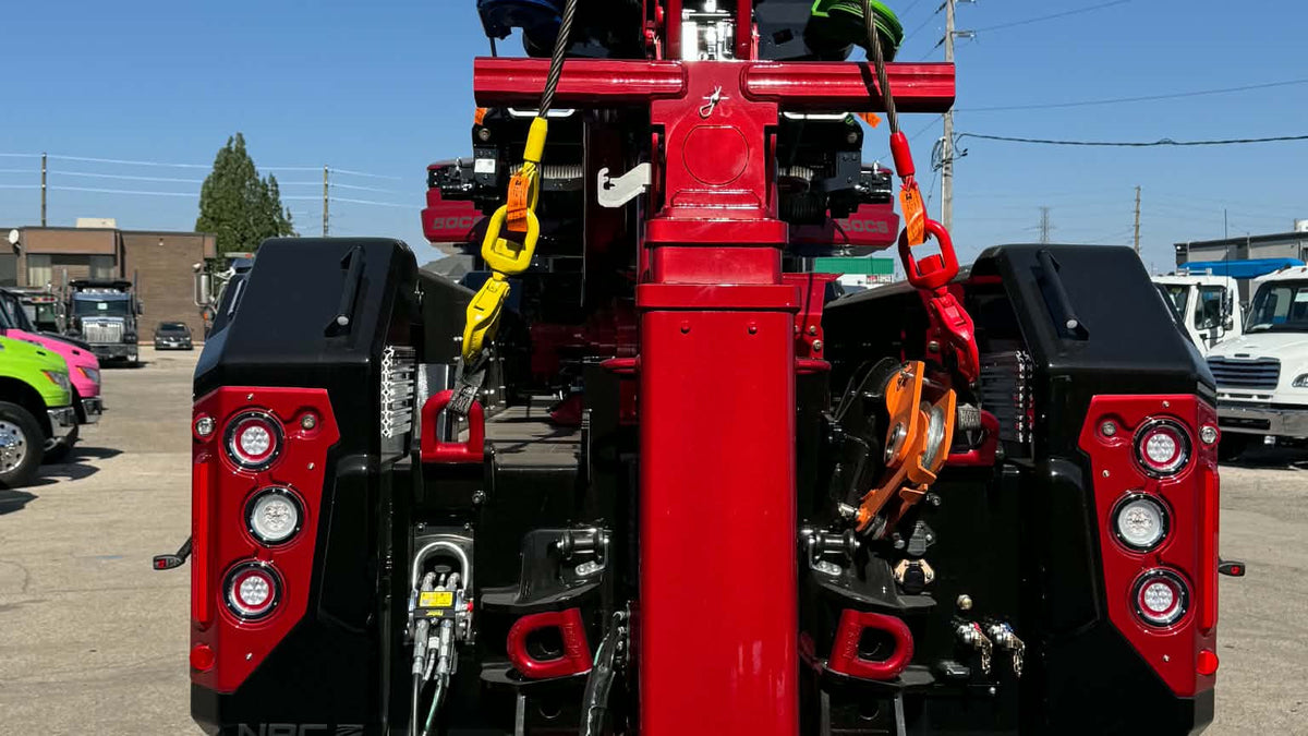 2026 WESTERN STAR 49X WITH 50CS WRECKER - photo 4 of 8
