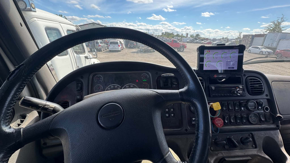2021 FREIGHTLINER M2 EXTENDED CAB WITH 4 CAR CARRIER CARRIER - photo 6 of 7