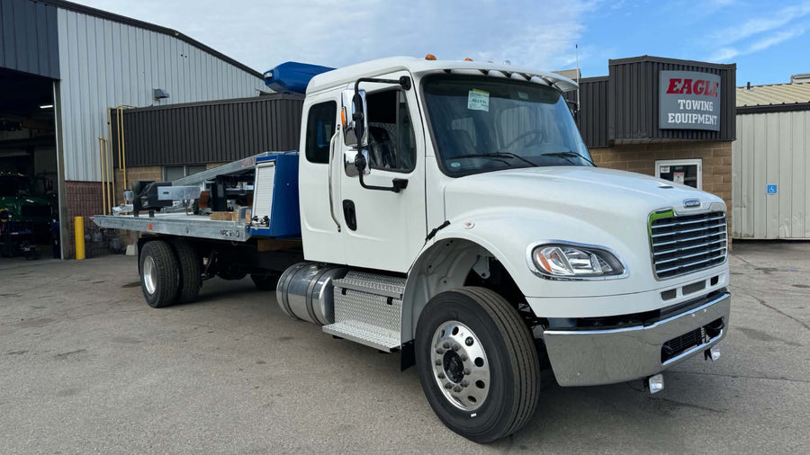 2026 FREIGHTLINER M2 EXTENDED CAB WITH CARRIER