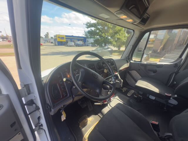 2022 Freightliner M2 with 20TB Carrier -