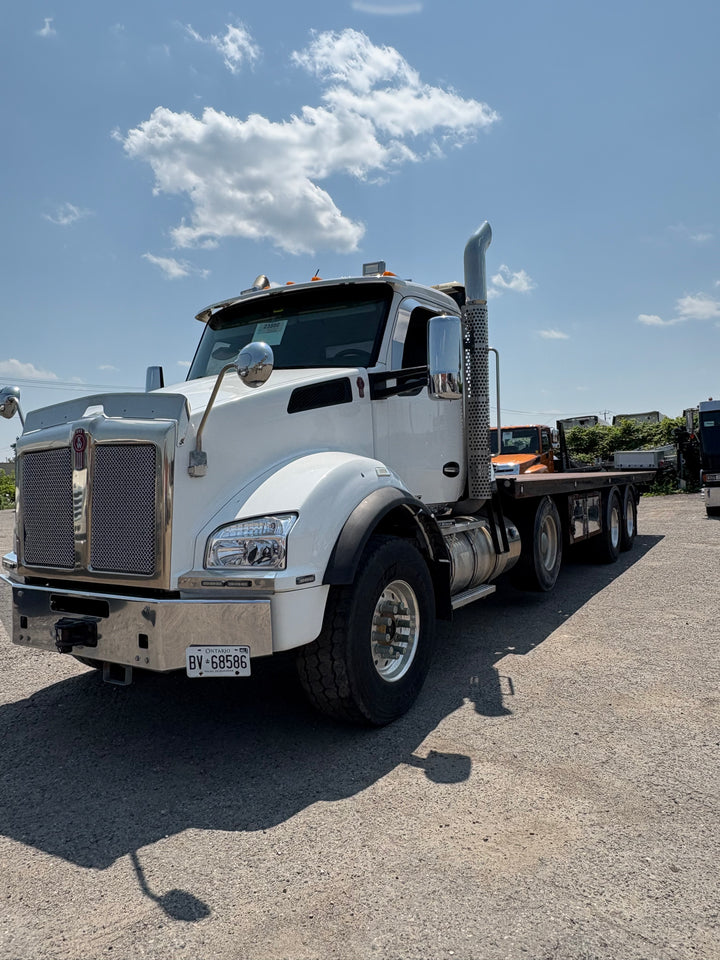 2016 KENWORTH T880 WITH 40TB CARRIER
