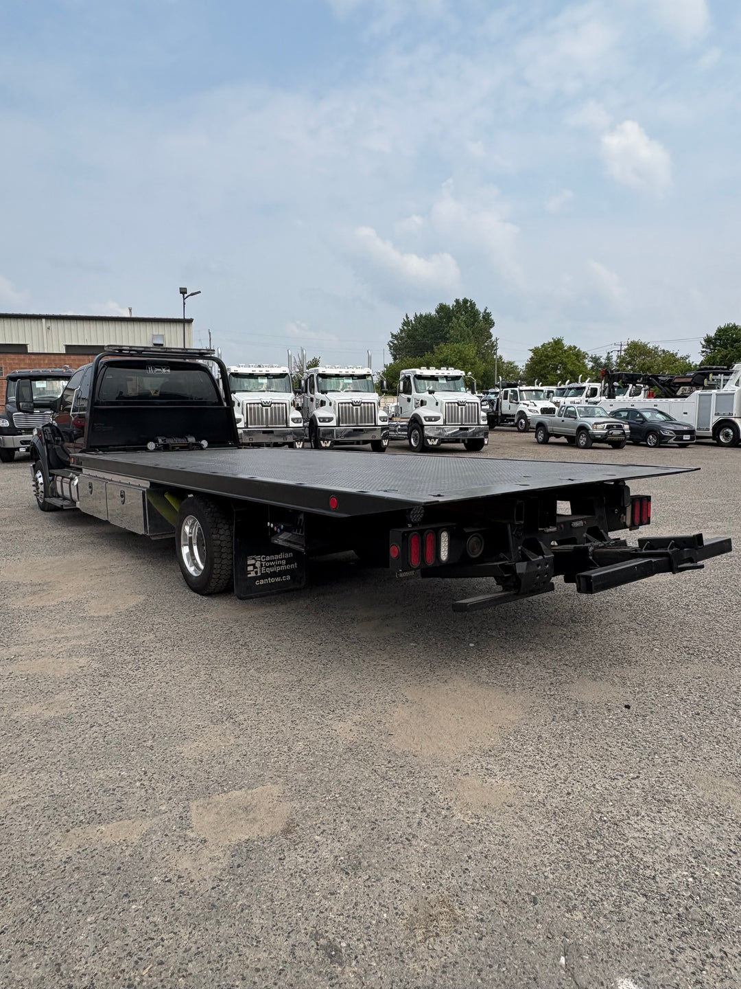 2018 FORD F-650 WITH 21' VULCAN CARRIER