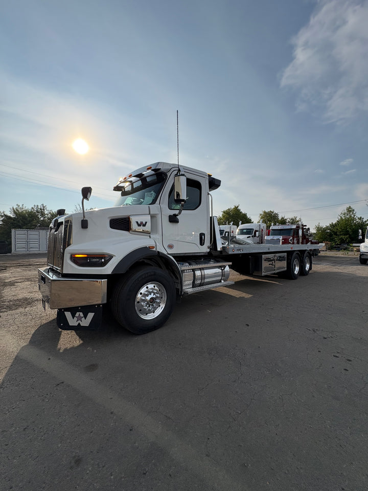 2025 WESTERN STAR 47X WITH 40TB CARRIER