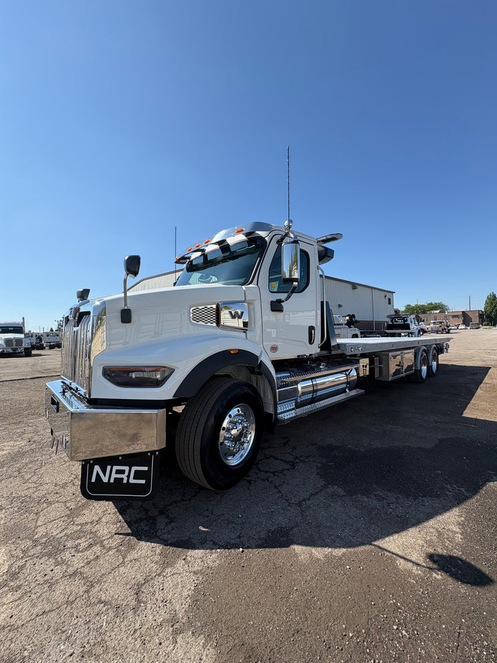 2026 WESTERN STAR 47X WITH NRC 40TB CARRIER