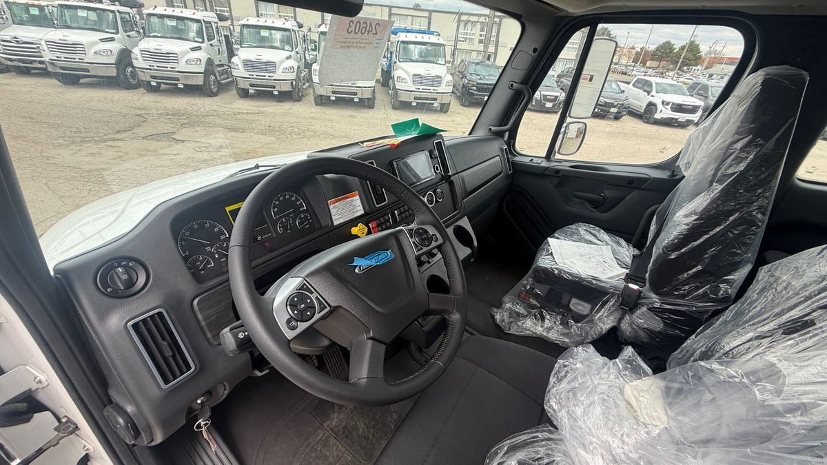 2026 FREIGHTLINER M2-PLUS WITH 20TB CARRIER - photo 6 of 6