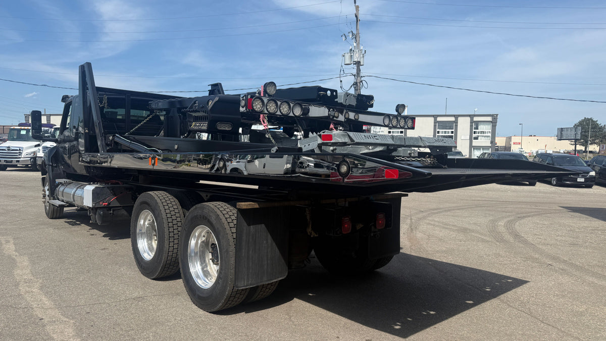2027 INTERNATIONAL MV607 WITH 20TB-DD CARRIER - photo 4 of 6